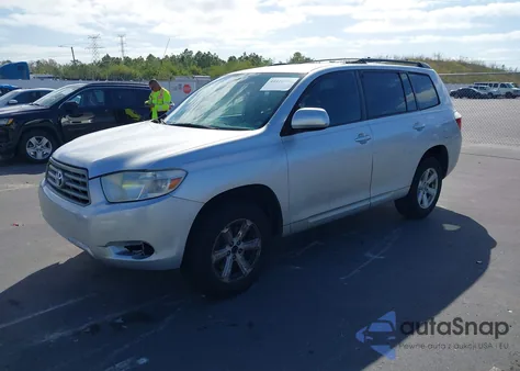 2010 Toyota Highlander Base V6 z USA, uszkodzony, nr VIN 5TDZK3EH6AS021368